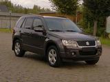 Suzuki Grand Vitara 1.9 DDIS Comfort TÜV NEU NAVI 4x4 - Suzuki Grand Vitara: 1.9