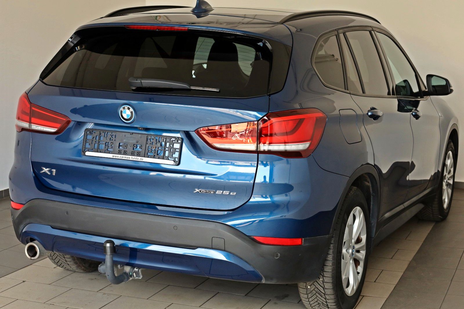 Fahrzeugabbildung BMW X1 xDrive 25 e Advantage,Leder,Navi,Pano,HUD,AHK