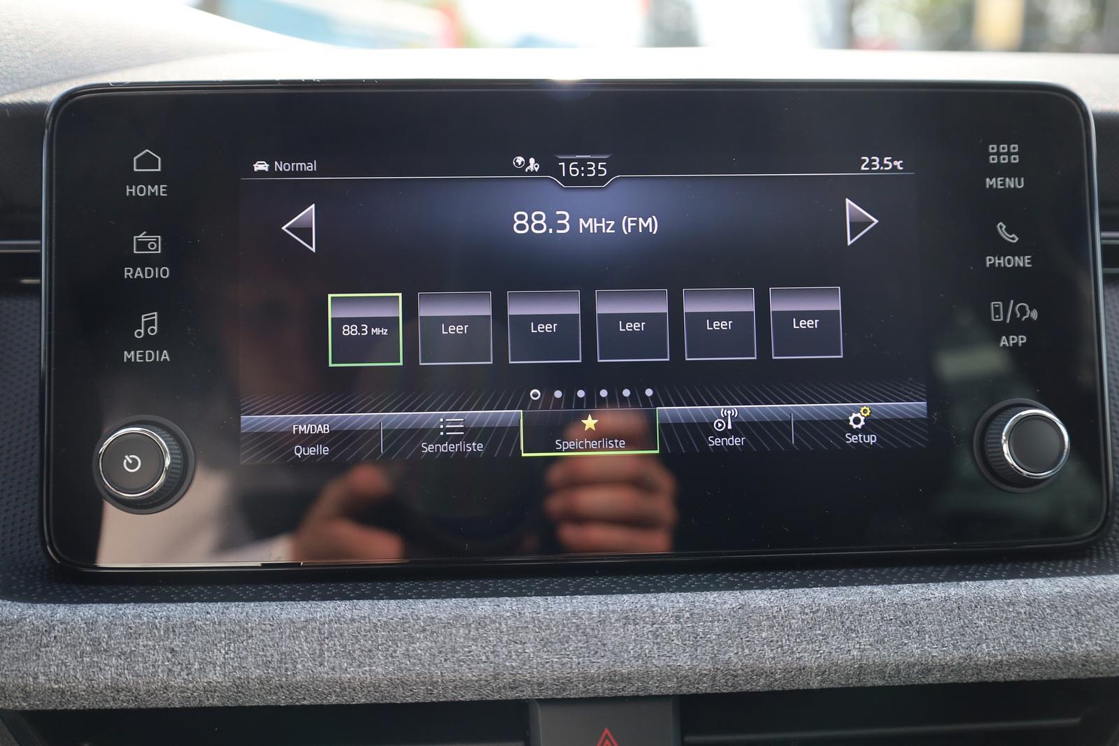 Skoda Kamiq 1.0 TSI DSG LED Kamera AHK Sitzheizung