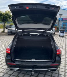 Mercedes E 220 - 8