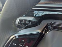 Fahrzeugabbildung Peugeot 3008 Hybrid 136 GT AHK, Active Drive Assist