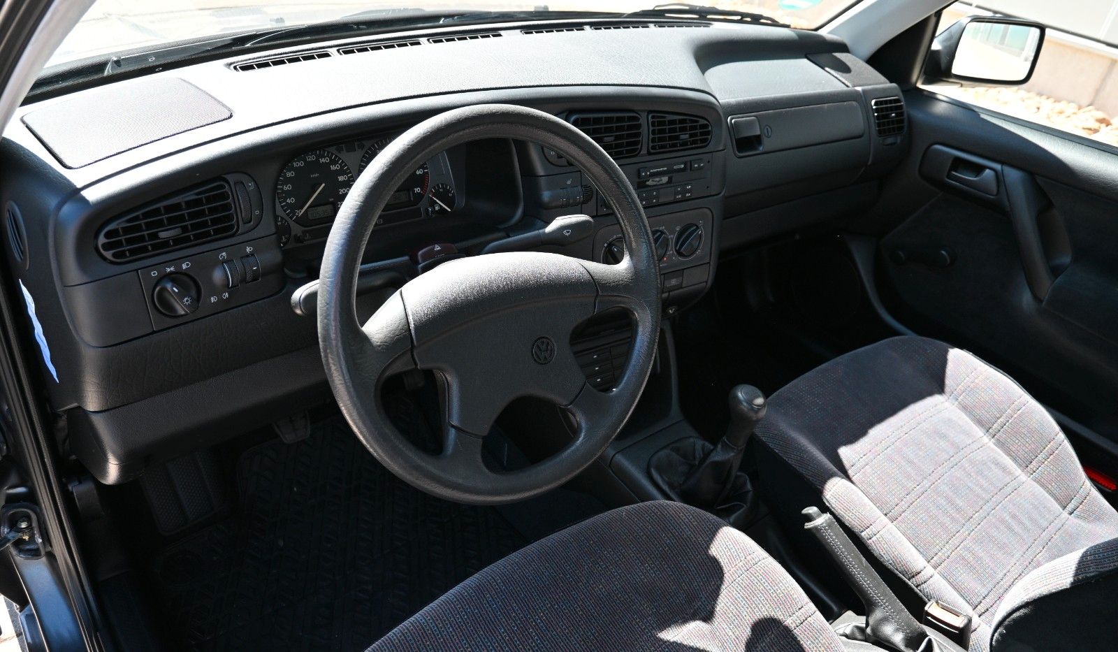 VW Vento 1,8 GL 1.Hand – Bild 21