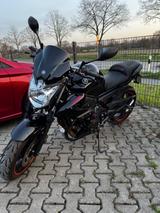 Yamaha XJ6 - YAMAHA 2011 XJ6