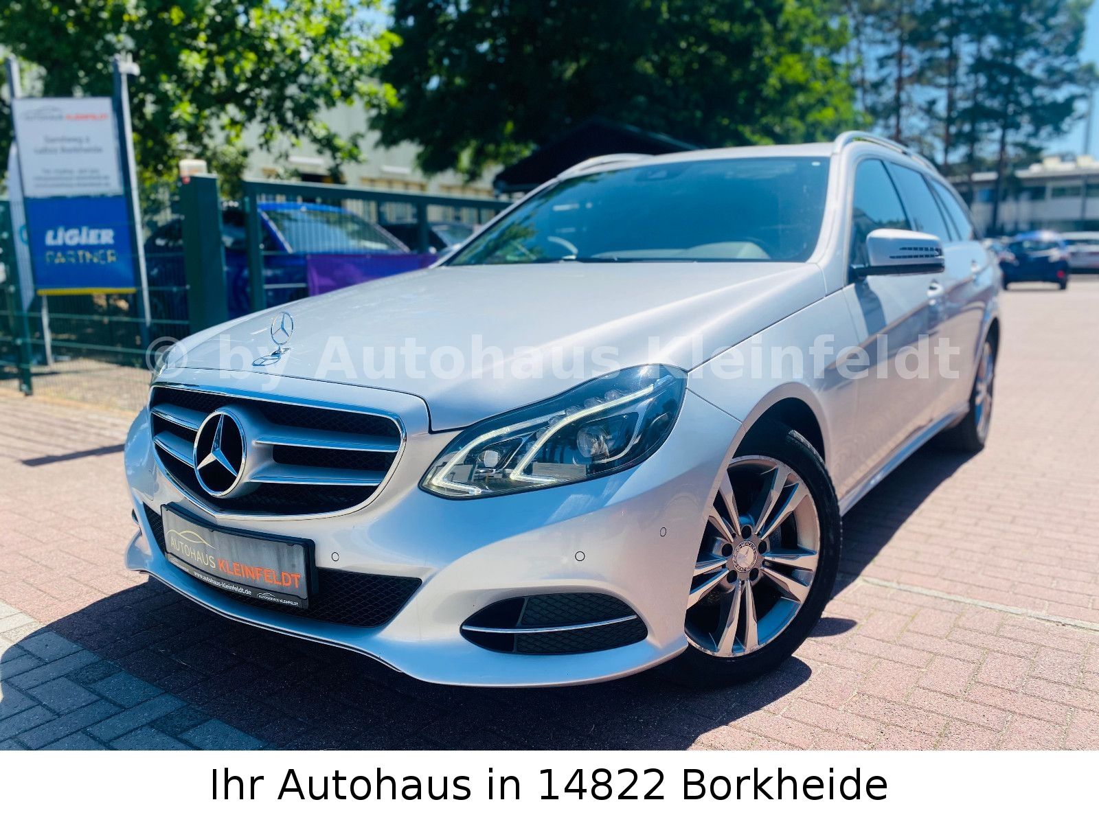Mercedes E 200 - 1