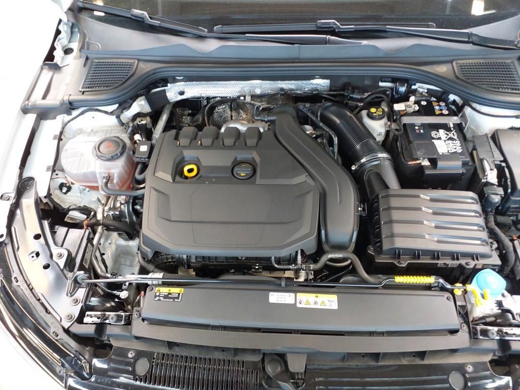 Volkswagen Golf Life 1.5 TSI DSG RFK*PDC*Tempo*Klima*NAV*SH