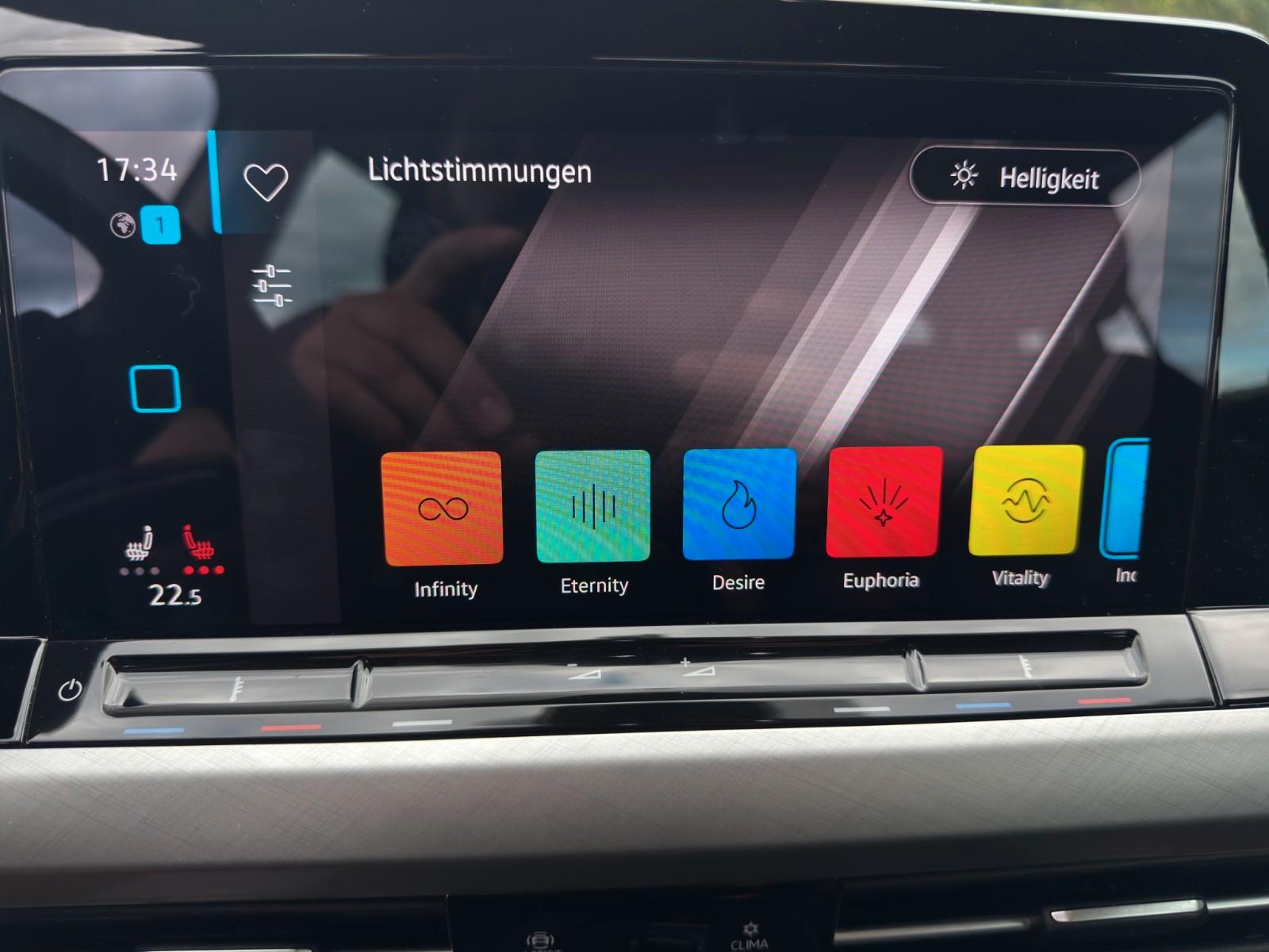 Volkswagen Golf VIII eTSI *ACC *Kamera*Carplay, миниатюра 25