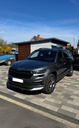 Skoda Kodiaq 2.0 TDI DSG 4x4 SPORTLINE AHK Matrix ACC