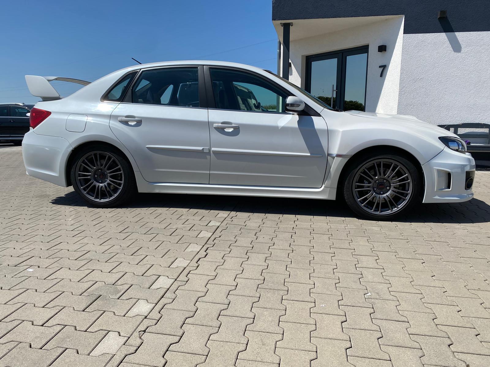 SUBARU WRX - STI - 310 CV - BVM - TOIT OUVRANT