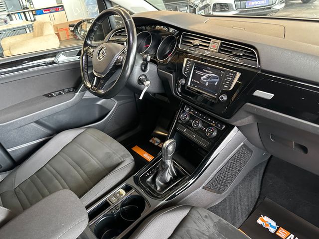 MYAUTOCENTER – Gebraucht- und Jahreswagen mit Werkstattservice in Pfaffenhofen Volkswagen Touran *AHK*ACC*PDC*3-Zonen*NAVI*1-HAND*