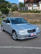Mercedes-Benz C 180 Limousine Avantgarde, Teilleder, Navi, - gebrauchte Mercedes-Benz C 180 aus dem Jahr 2006