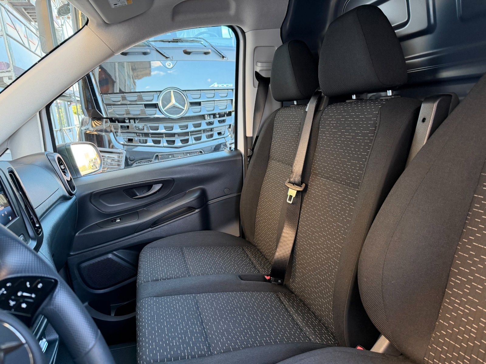 Fahrzeugabbildung Mercedes-Benz Vito 116 CDI AHK2,5to Klima Kamera SHZ