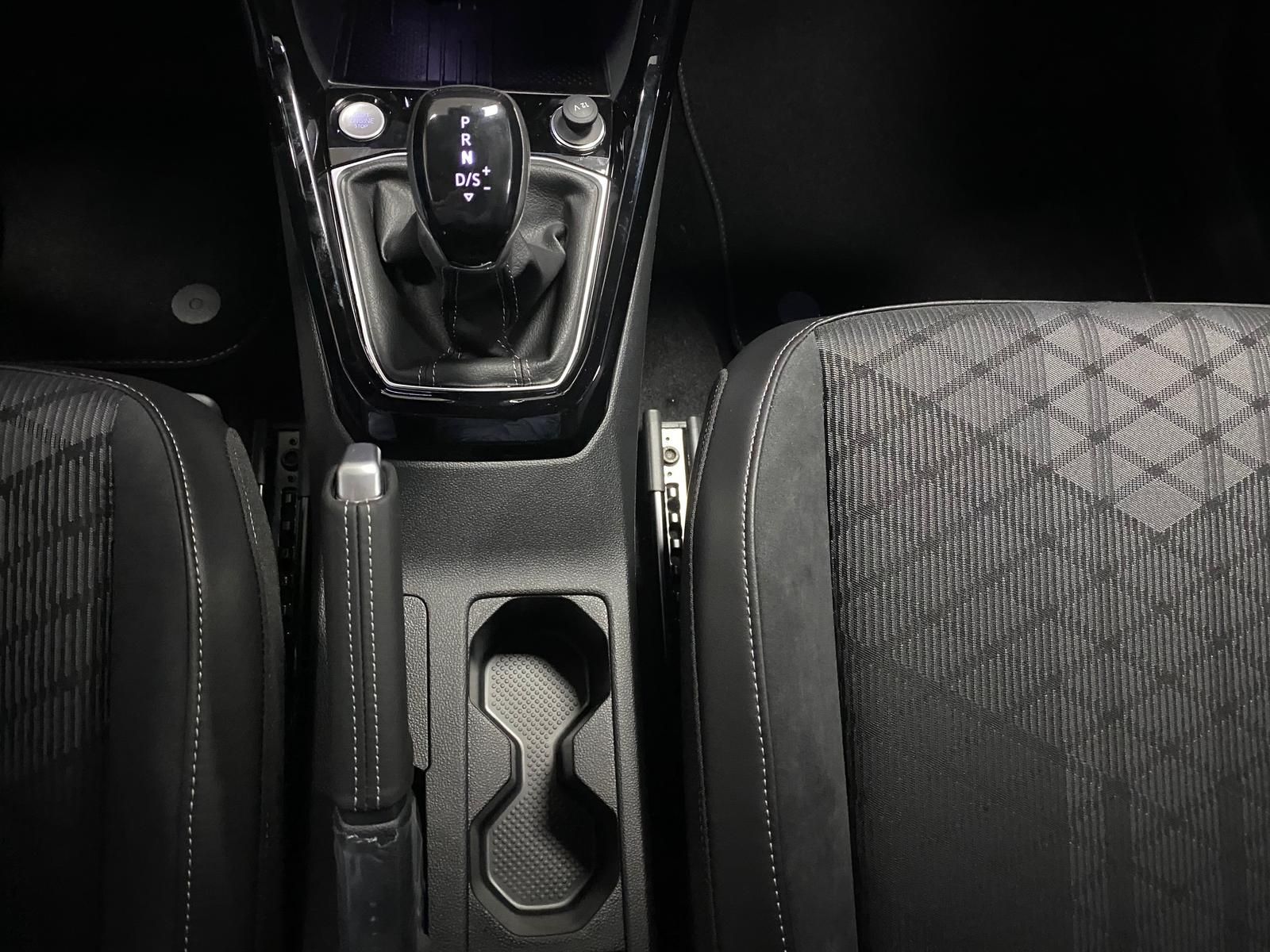 Fahrzeugabbildung Volkswagen T-Cross 1.0 TSI DSG R-Line BLACKSTYLE+MATRIX+AHK