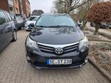 Toyota Avensis Combi 2,0-l-D-4D Edition Edition - gebrauchte Toyota Avensis aus dem Jahr 2014