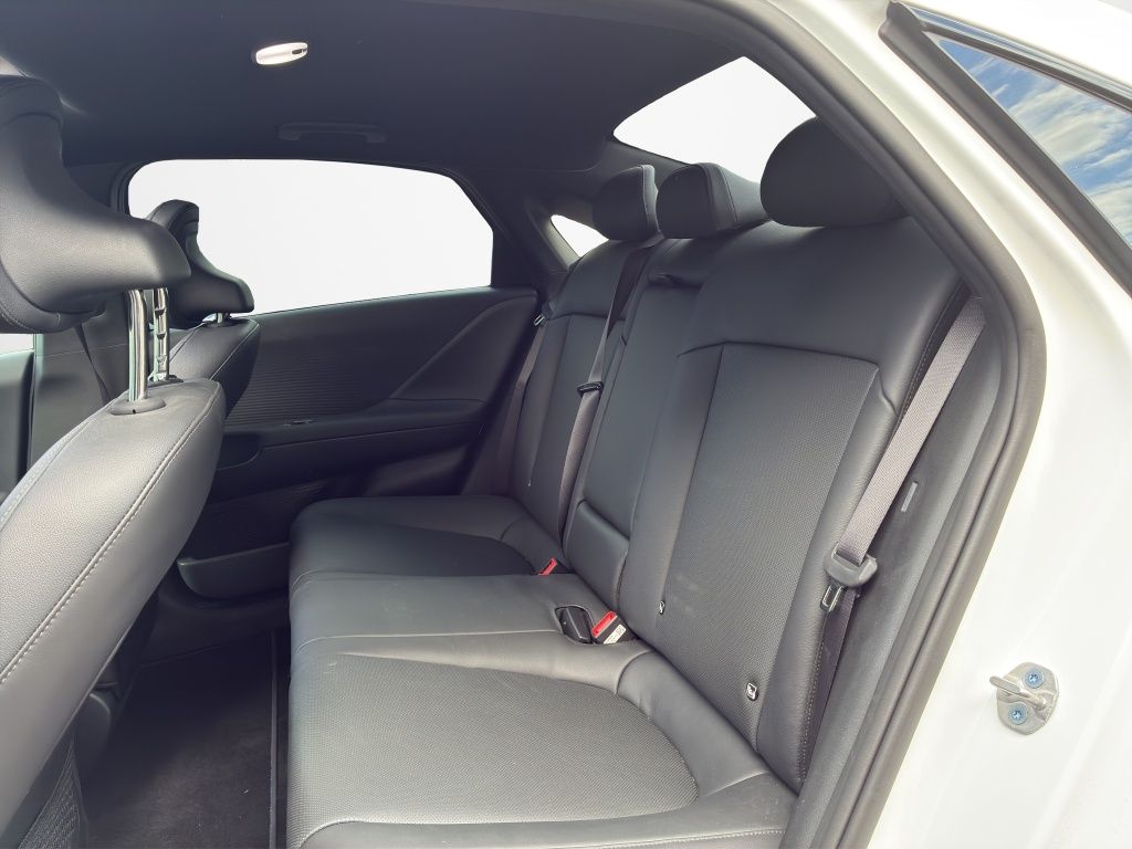 Fahrzeugabbildung Hyundai IONIQ 6 EV FL UNIQ Glas-Schiebedach 20-Zoll-LM