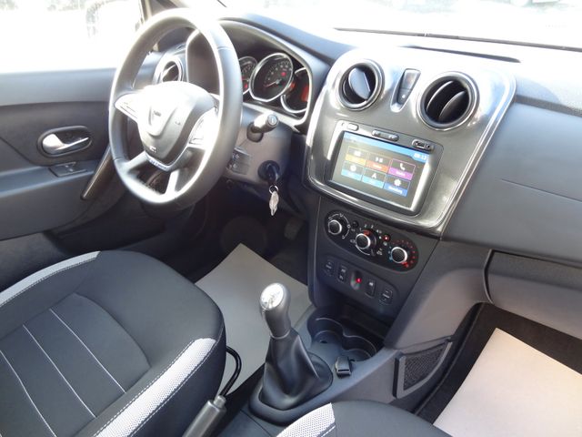 Fahrzeugabbildung Dacia Sandero II Stepway Prestige/1.Hd/Kam/Navi/
