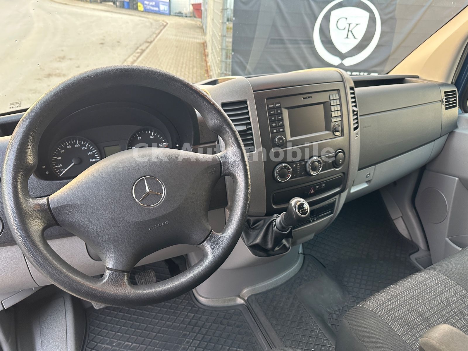 Fahrzeugabbildung Mercedes-Benz Sprinter II Pritsche/Plane 516CDI/Navi/Klima/AHK