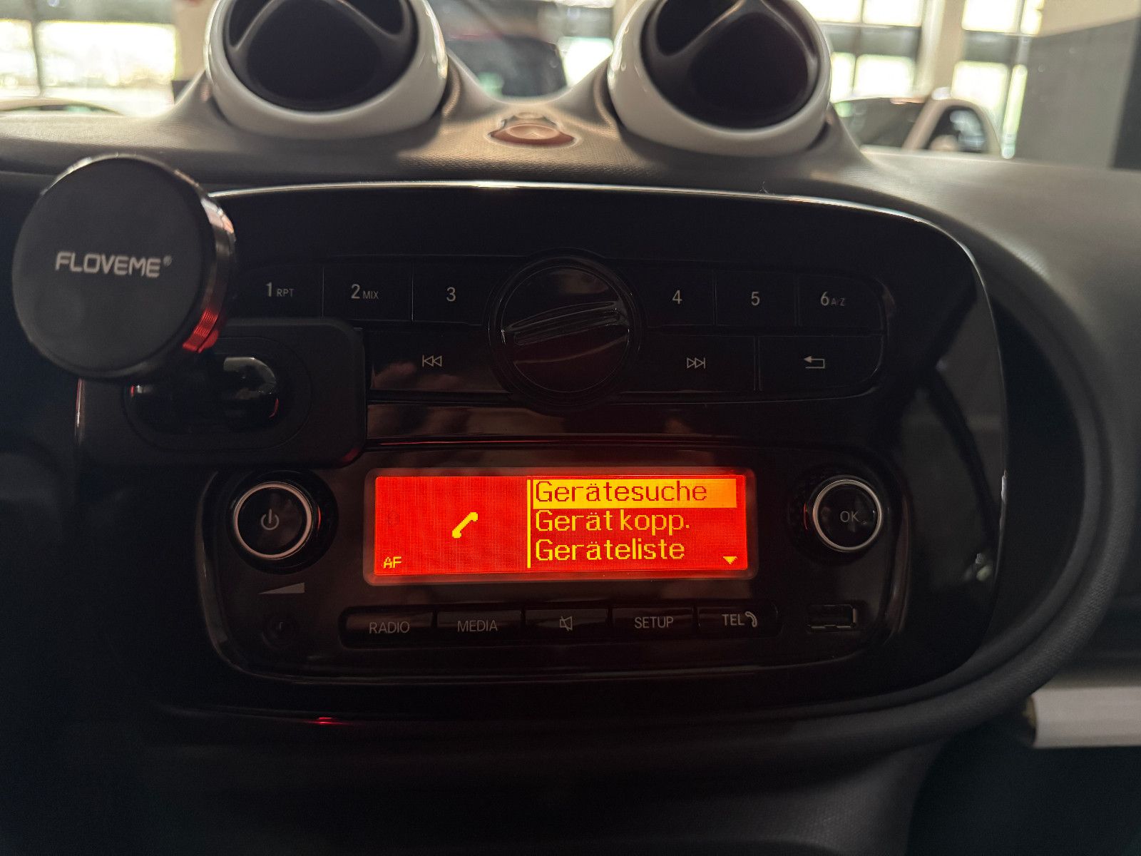 Fahrzeugabbildung Smart ForTwo Coupe 52 KW FACELIFT TEMPOMAT KLIMA SHZT