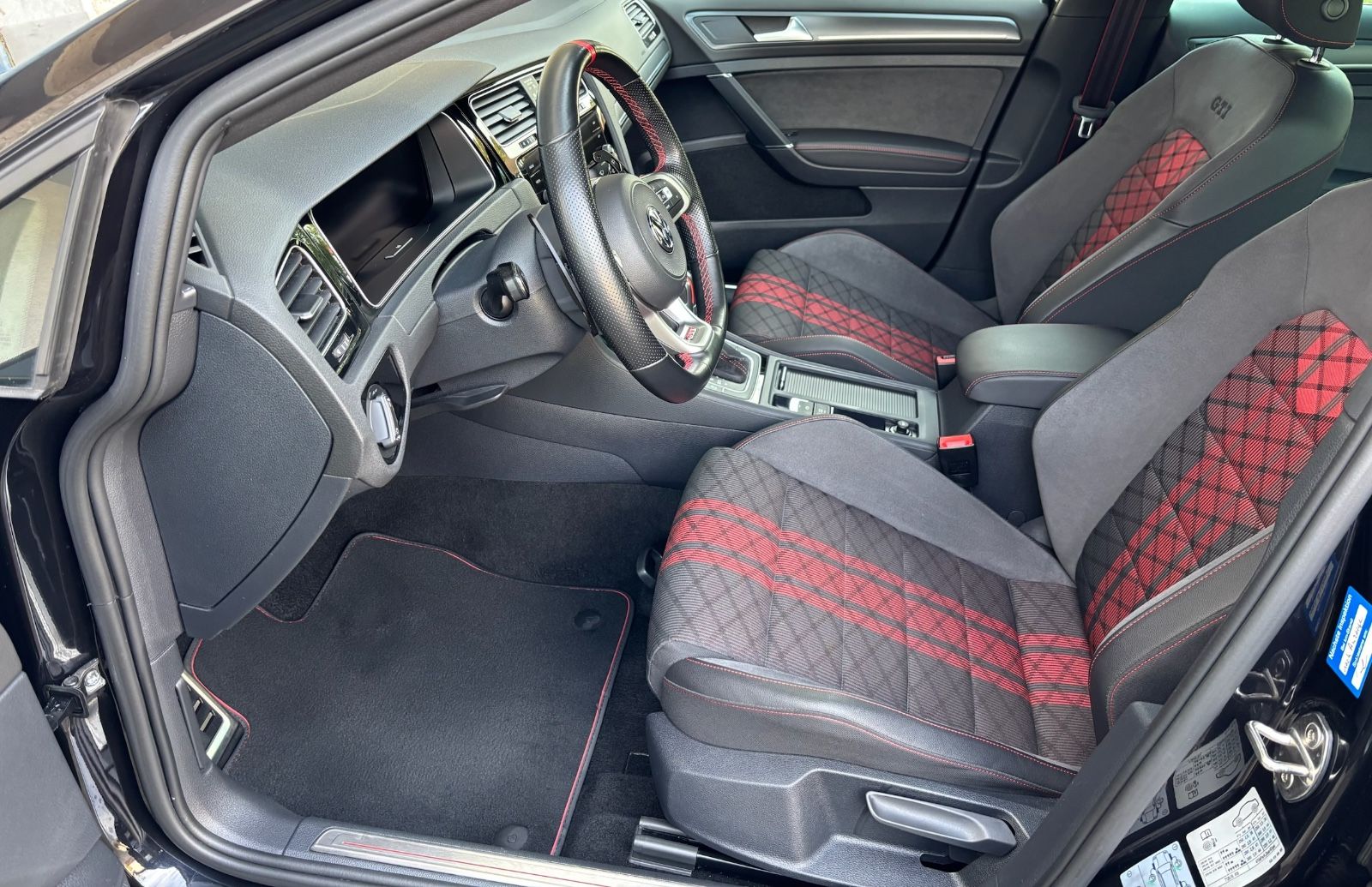 Volkswagen Golf VII GTI TCR Navi Akra LED CarPlay 19zoll foto 19