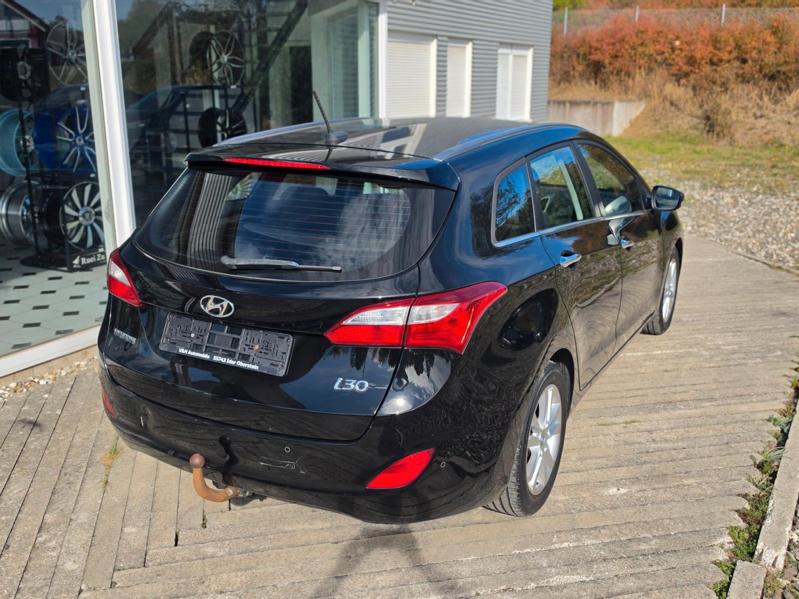 Hyundai i30 2015 — фото 9