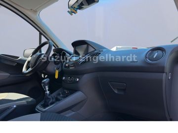 Ford Tourneo Courier 1.0 Titanium