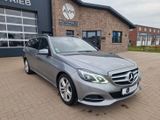 Mercedes-Benz E 200 T-Modell *TÜV Neu/LED/AHK/Schiebedach/SHZ* - Mercedes-Benz E-Class: T Model