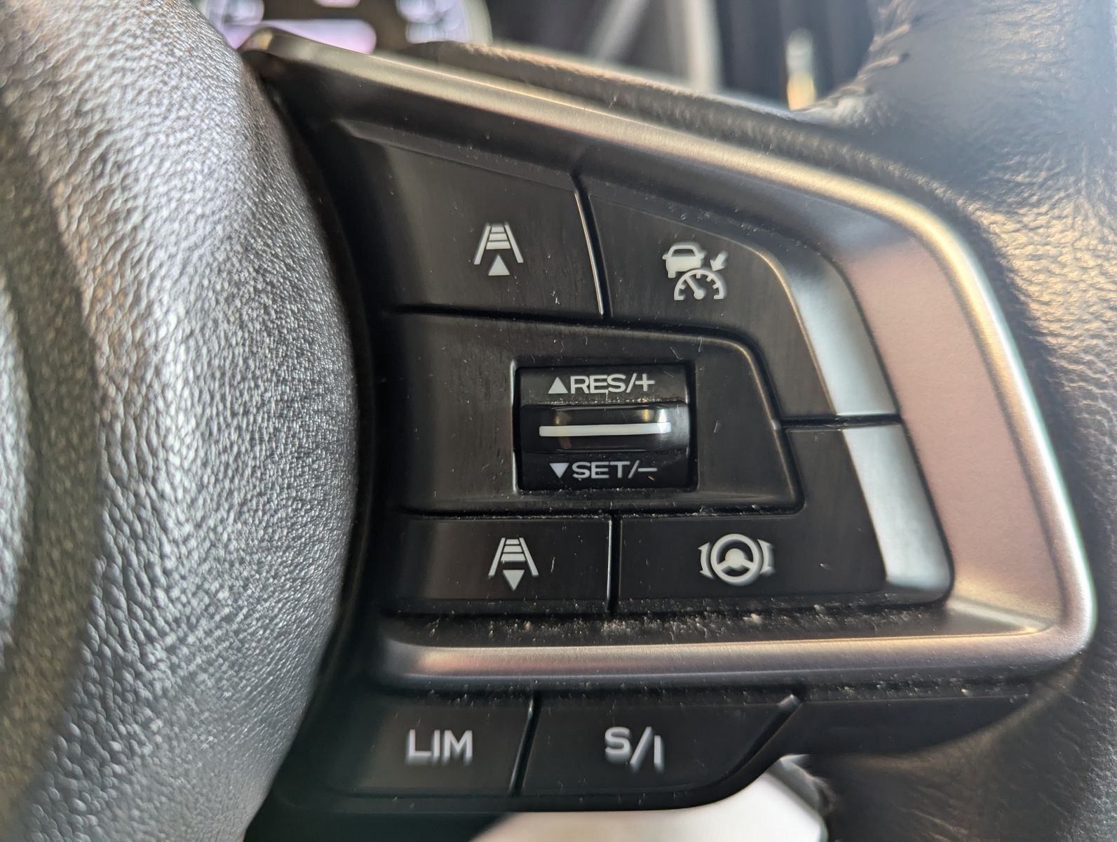 SUBARU Forester 2.0ie Boxer Pano LED Kamera Pano ACC - Image 27