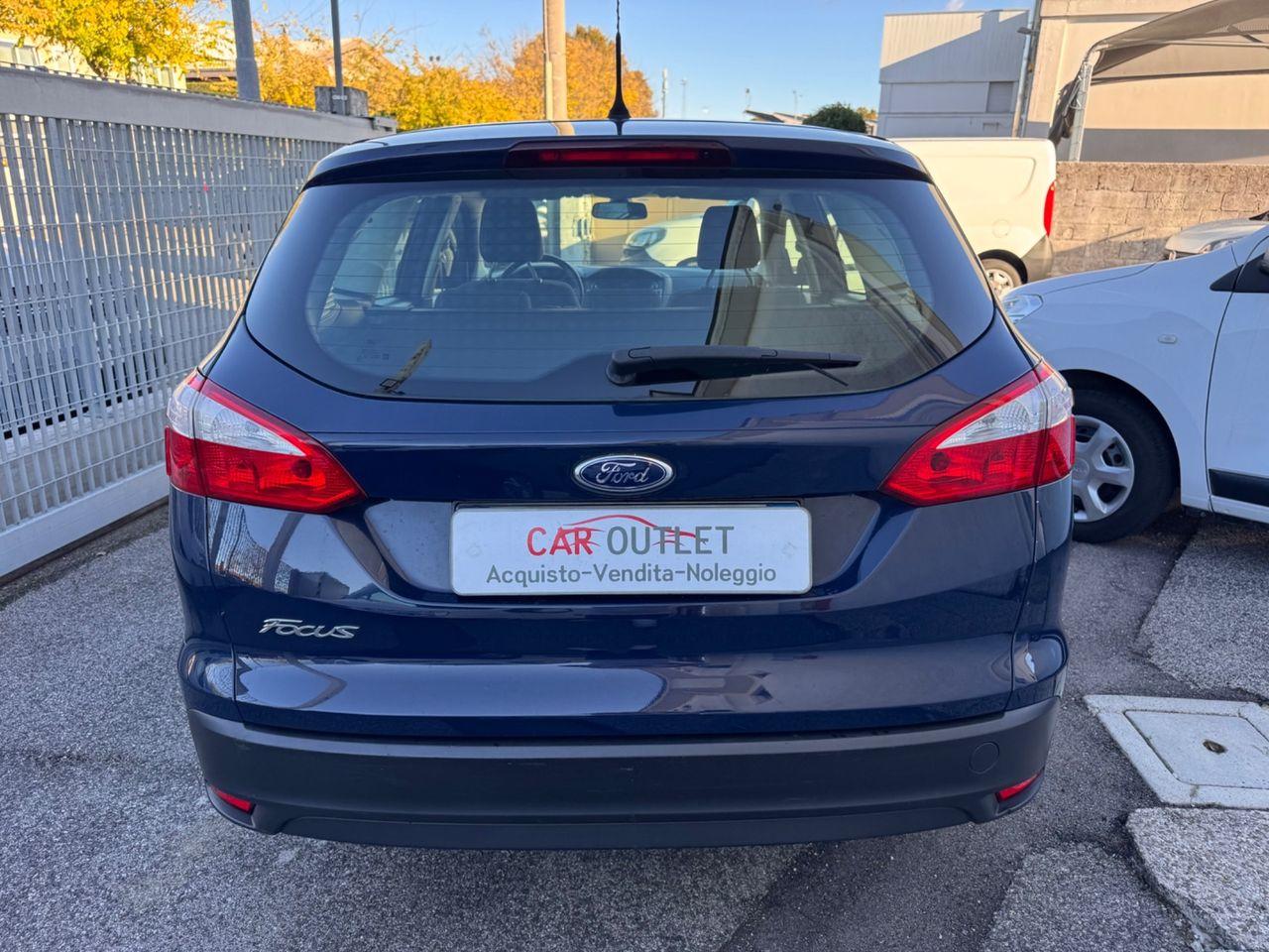 Ford Focus 2013 — photo 5