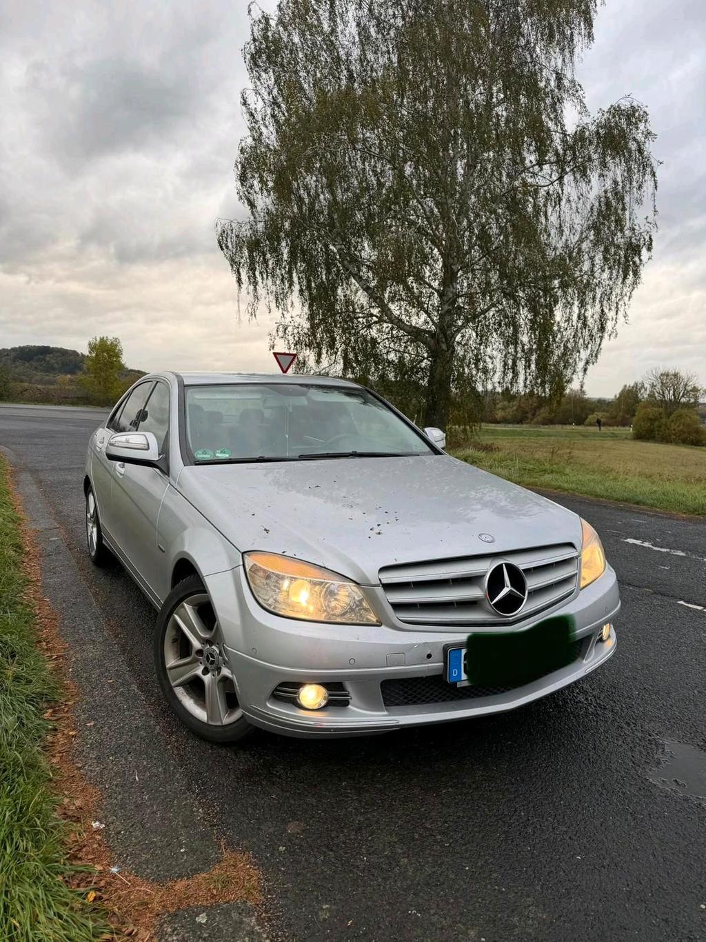 Mercedes-Benz W204 220cdi