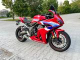 Honda CBR650R E-Clutch - Offers