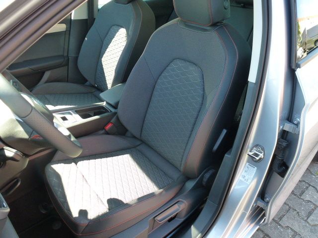 Fahrzeugabbildung SEAT Leon Sportstourer FR 2.0 TDI + Panorama