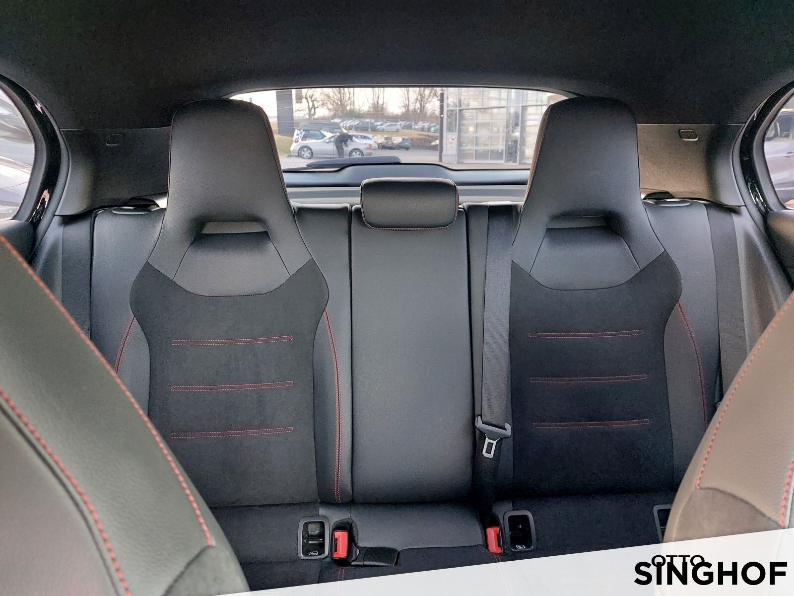 Fahrzeugabbildung Mercedes-Benz A 250e AMG +AHK+ dyn.LED+ PDC+ MBUX+ Ambiente+