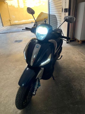 Piaggio Beverly 300