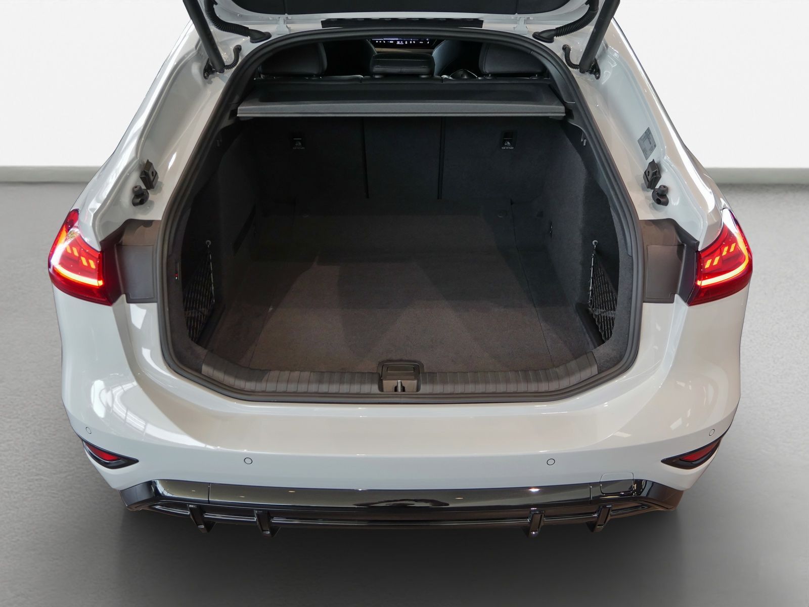 Audi A6 e-tron - Bild 12