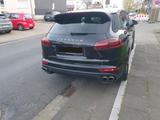 Porsche Cayenne S Platinum Edition 420 PS Benzin 32.000  - Porsche Cayenne S-Platinum-Edition