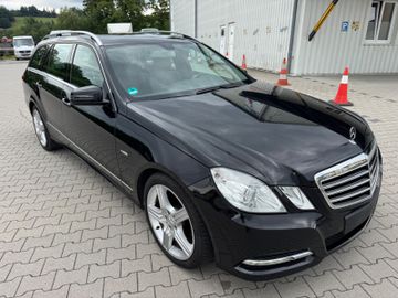Mercedes E 220 - 6