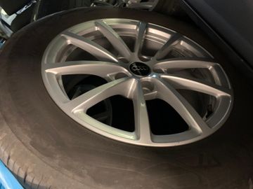 Audi A6 - 6