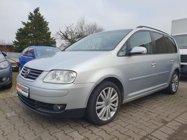 Volkswagen Touran Highline 2.0 TDI DSG XENON KEIN TÜV