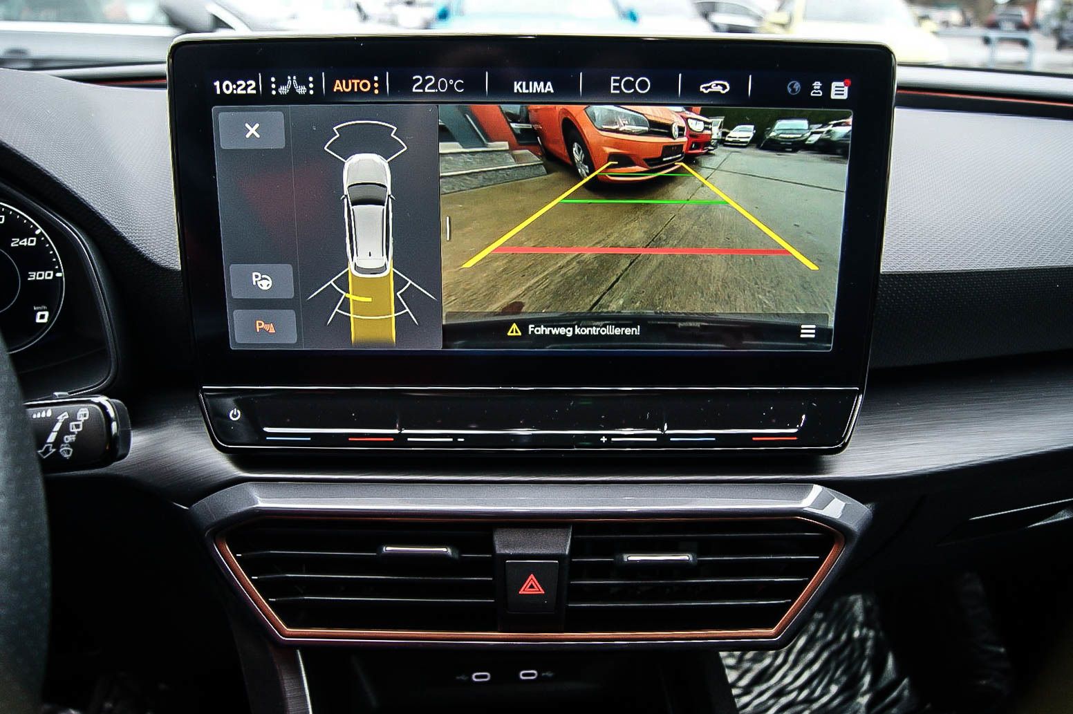 Fahrzeugabbildung CUPRA Leon Sportstourer e Hybrid DSG XL-VISION 1.HAND