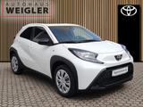 Toyota Aygo X Play Automatik 5-Türer Klima - Toyota Aygo (X) Gebrauchtwagen in Köln