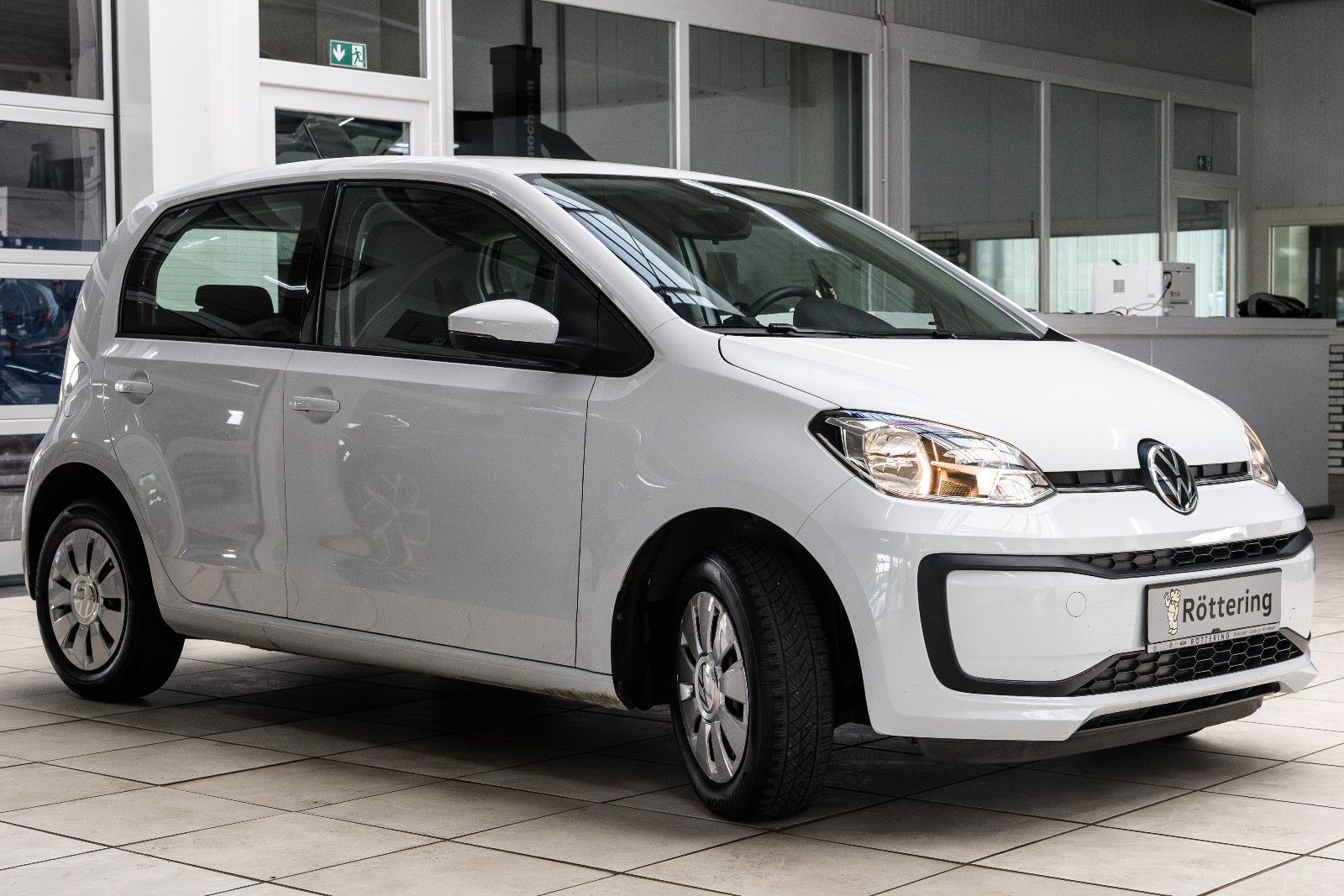 Fahrzeugabbildung Volkswagen up! 1.0l 48kw +4-türig + Maps & More + GJReifen