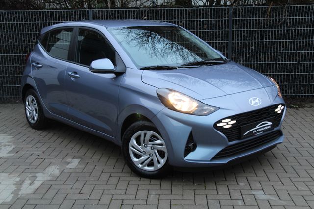 Hyundai i10 1.0 neues Modell Nav Temp Kam PDC 4 Sitz