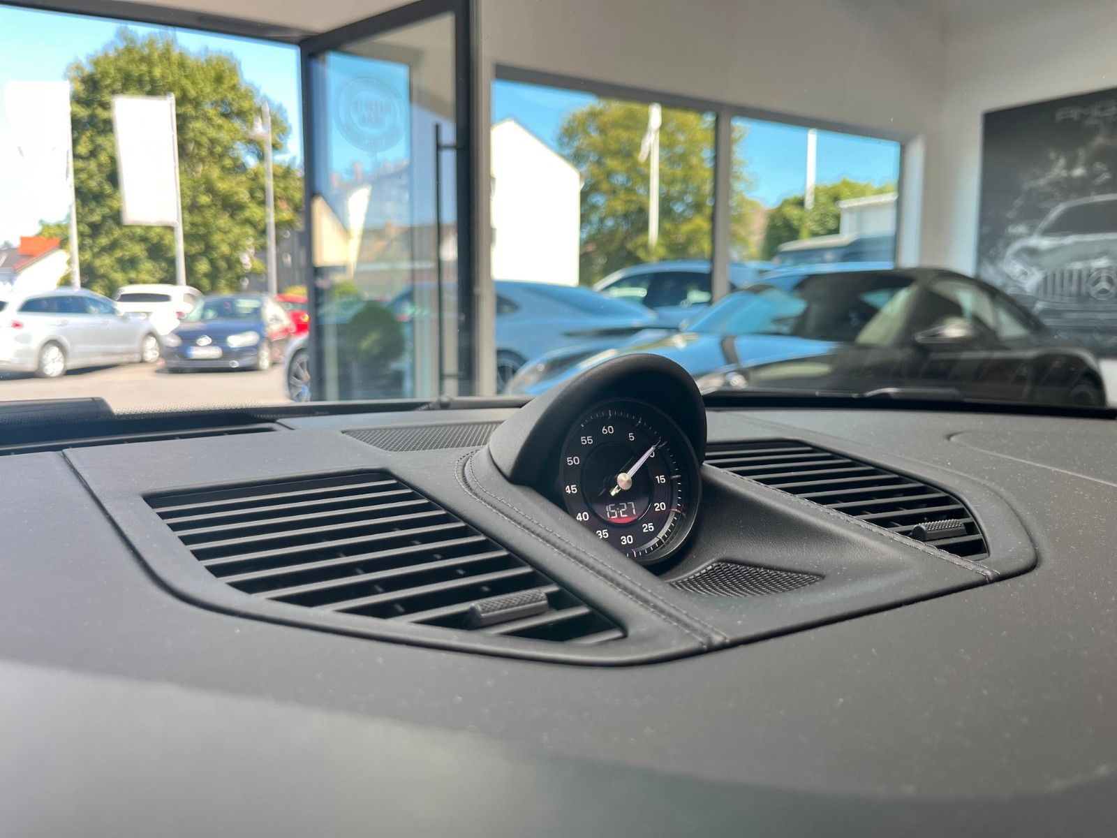 Fahrzeugabbildung Porsche 992.2 Carrera T Cabriolet*Matrix*360°*Ganzleder*
