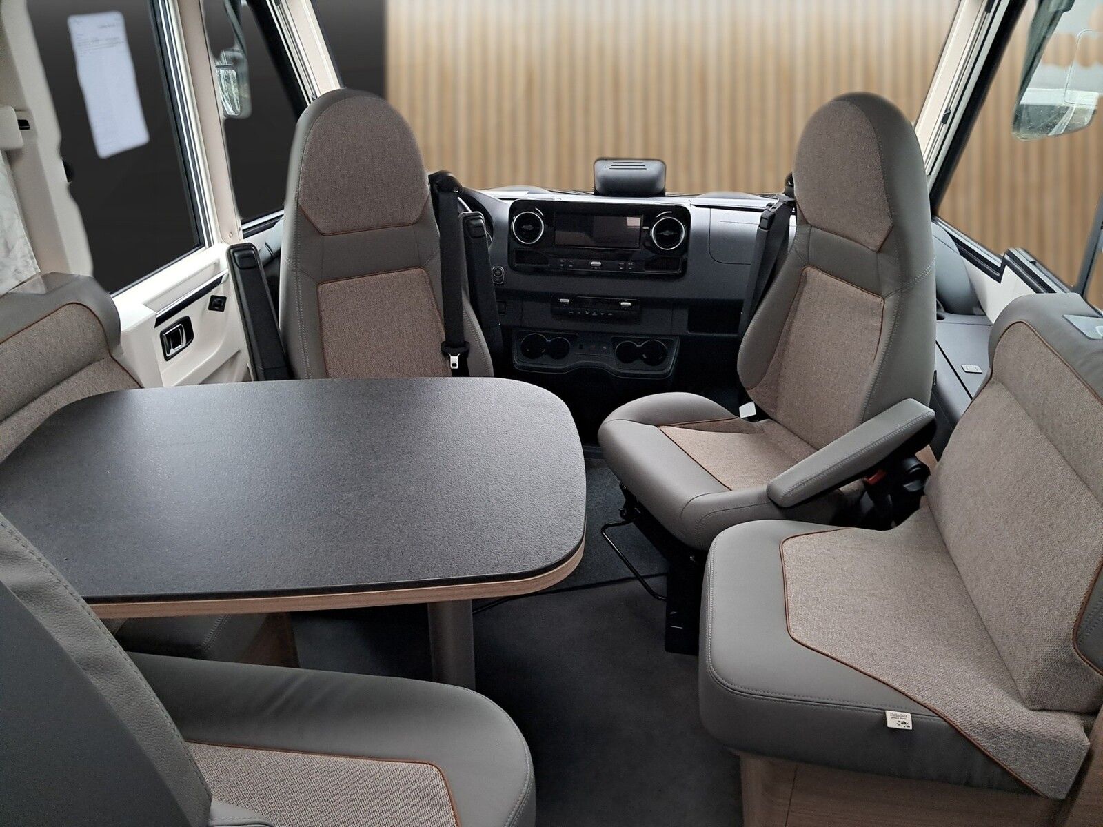 Fahrzeugabbildung Malibu I 450 RB LE comfort Navigation, RFK, TV
