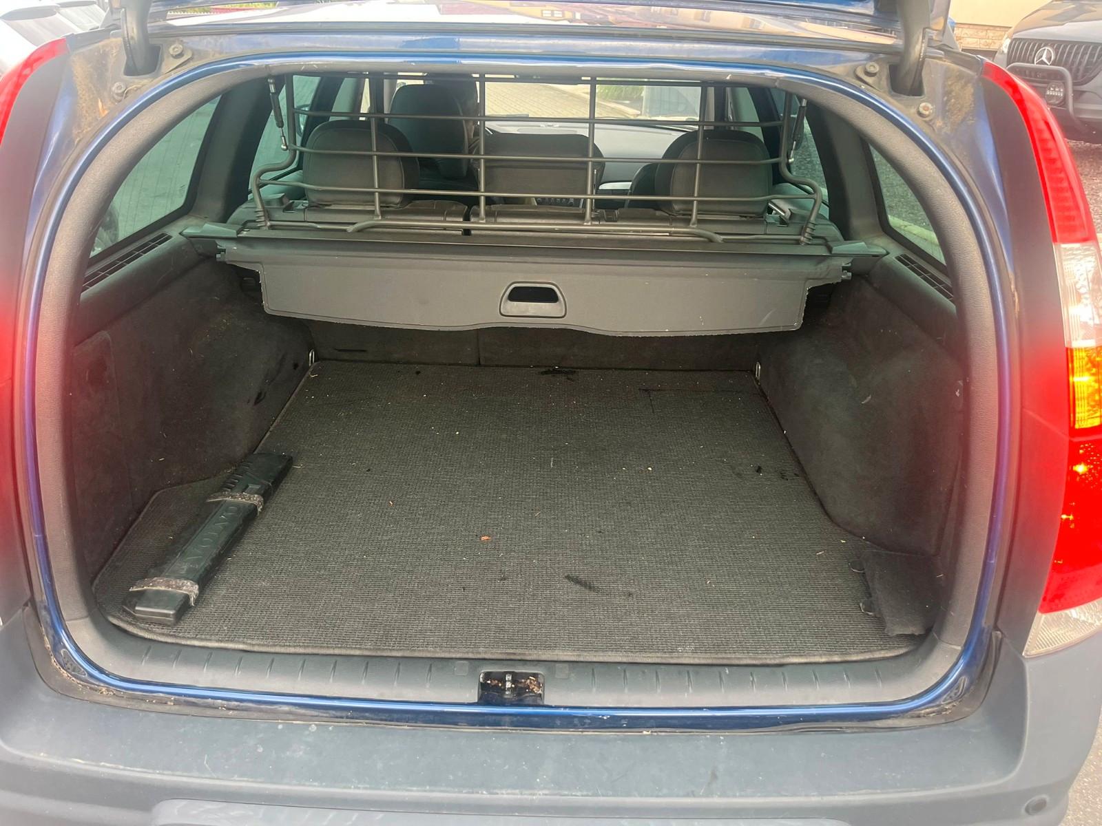 Volvo XC70 2006 — photo 8