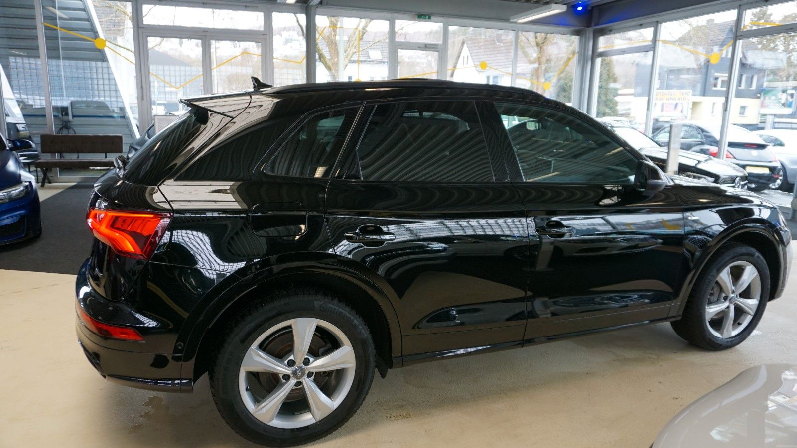 Fahrzeugabbildung Audi Q5 40 TDI quattro sport S line  Plus *VIRTUAL*