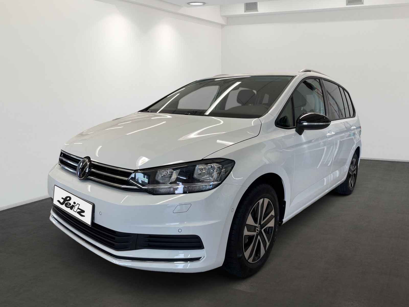 Volkswagen Touran 1.5 TSI Comfortline 7S KAMERA NAVI foto 2