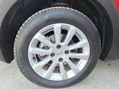 Fahrzeugabbildung Opel Crossland Elegance 1.2 Turbo, Navi, RFK, SHZ