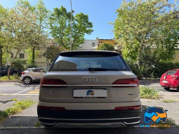 Audi Q7 - 6