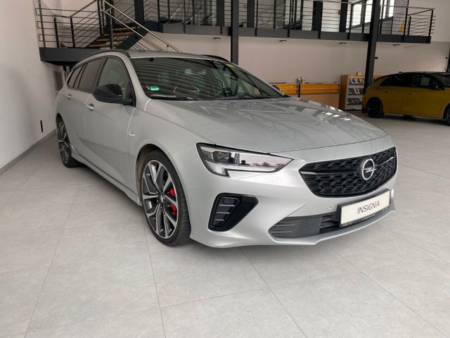 Insignia B Sports Tourer GSi 4x4