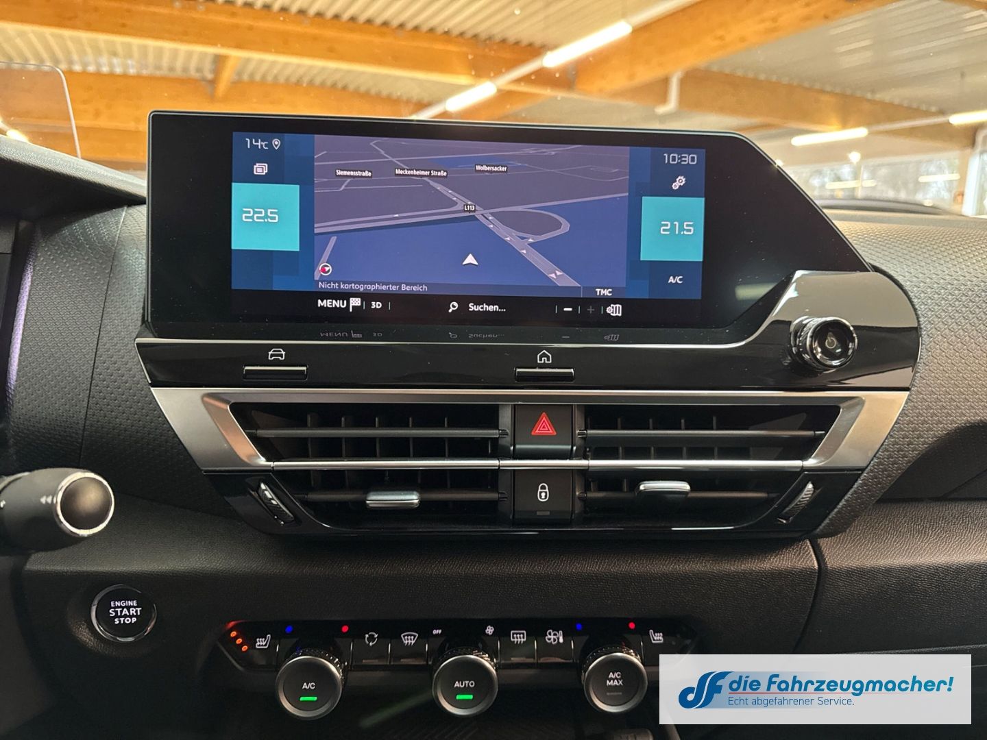 Fahrzeugabbildung Citroën C4 e- Shine HUD Navi 360 Kamera LED Apple CarPla